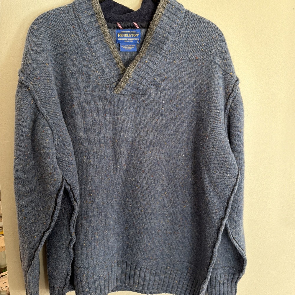 Pendleton Men's 100% Shetland Wool V-Neck Sweater Size Large Blue